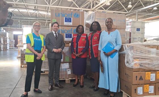 Vítimas das cheias em Moçambique recebem carga humanitária internacional